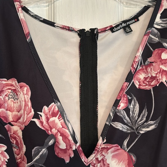 Charlotte Russe Plus Floral Peplum Dress Size 2x - Picture 4 of 6